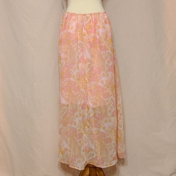 ‼️3 for $60‼️ 3rd+Malt Pink Floral Patterned Cut-out Sides Open Back Maxi Dress - Picture 11 of 12